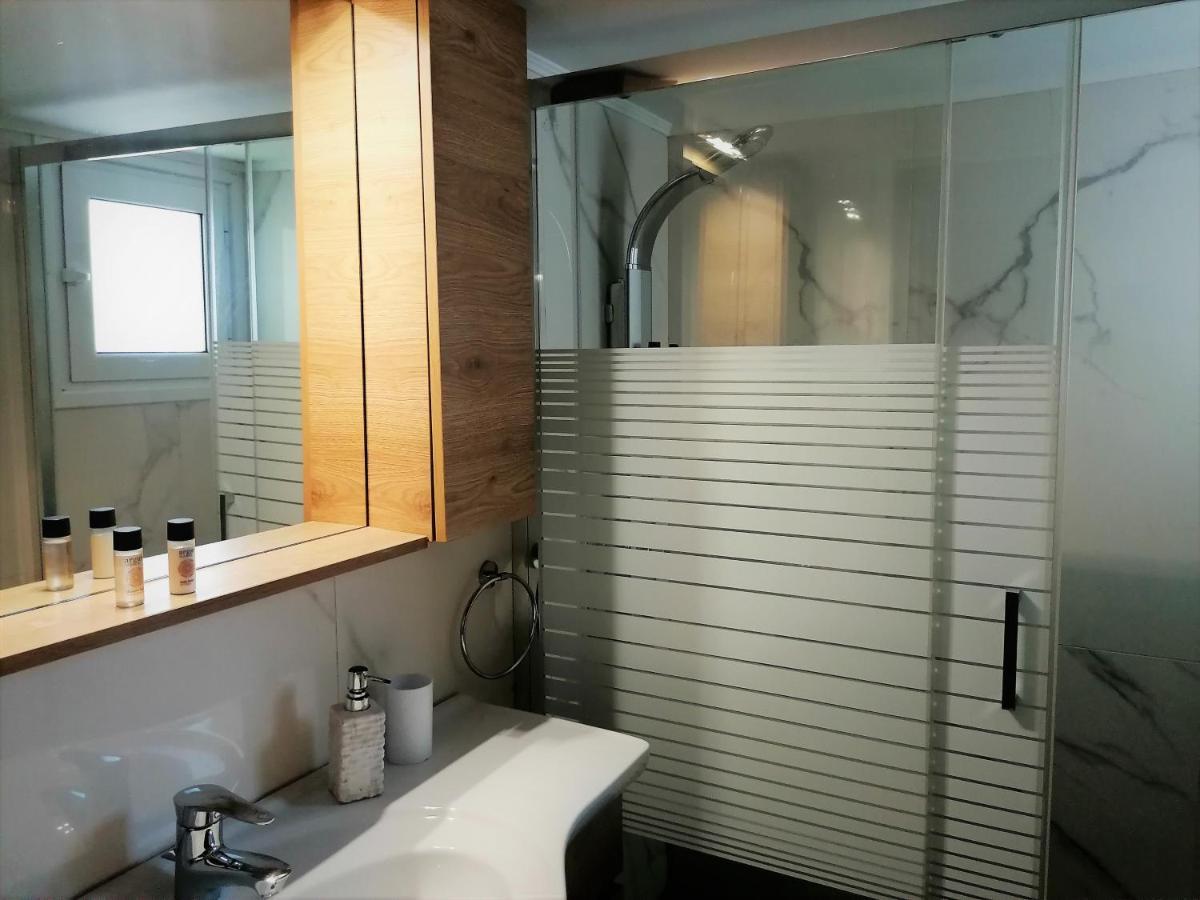 Athenian elegant apt near Acropolis Apartment Exterior foto